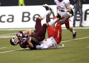 ac米兰 官网-国足比赛球员表现排名,国足队员排名